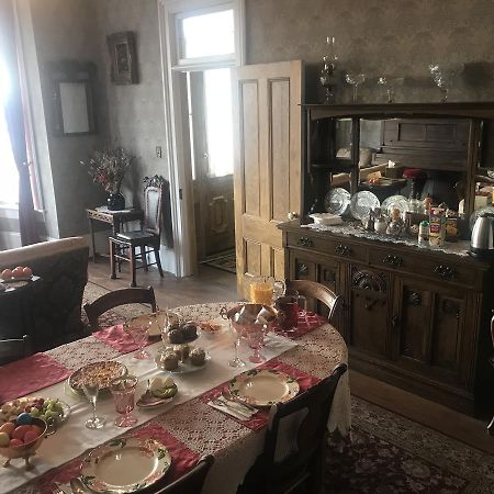 B Street House Inn Вирджиния-Сити Экстерьер фото